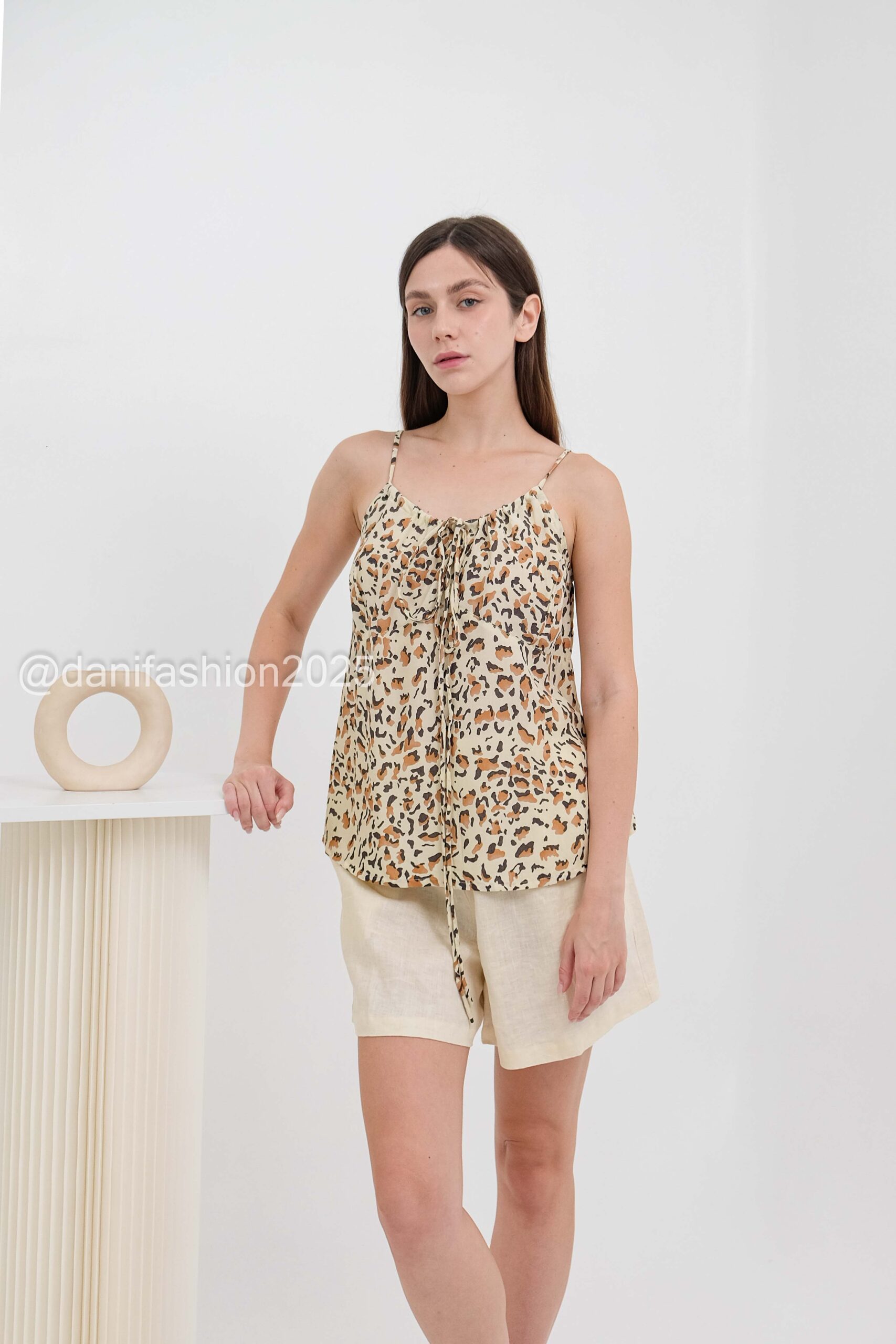 Sleeveless Top & Short Pant Blondi